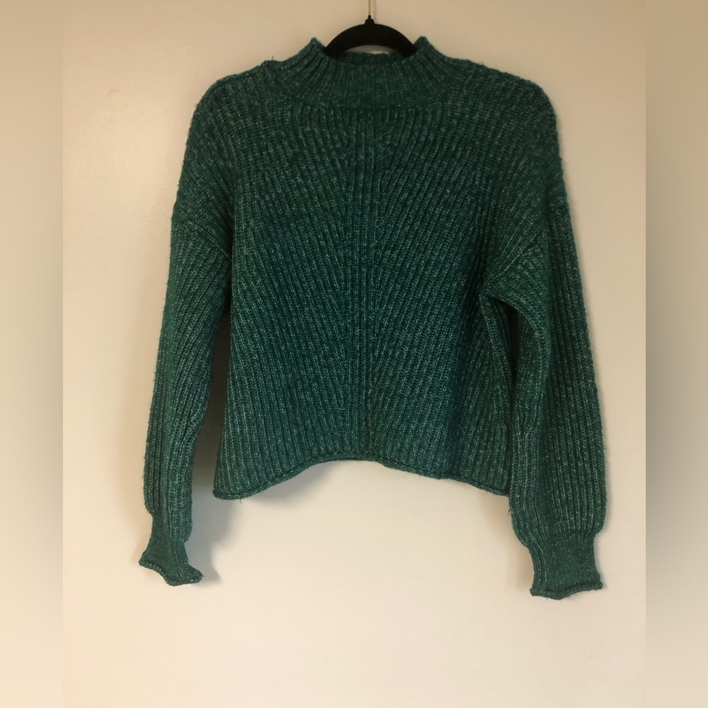 SO Sweater